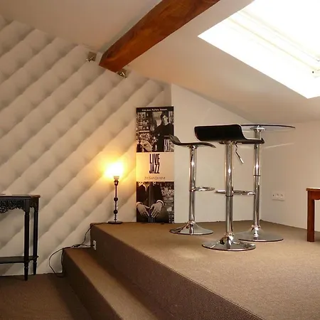 Au Domisiladore Bed & Breakfast