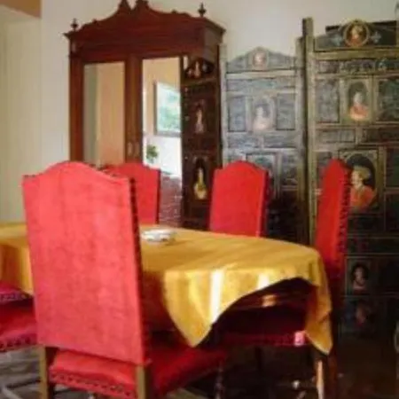Bed & Breakfast Au Domisiladore 3*