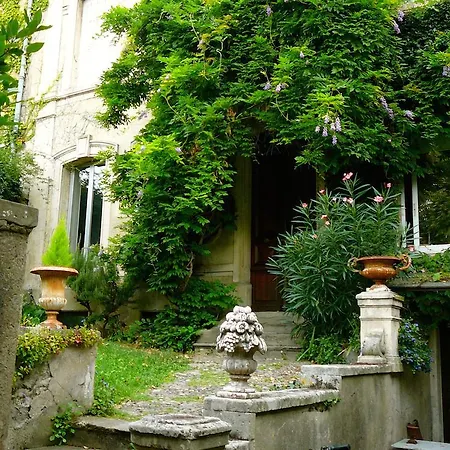 Au Domisiladore Bed & Breakfast 3*